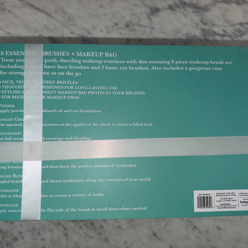 Tiffany Blue Bow Makeup Brushes & Bag Gift Set Viral Find - Picture 3 of 4